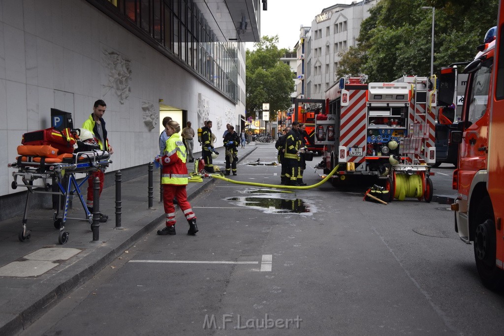 Feuer 2 WDR Koeln Altstadt Nord An der Rechtschule P086.JPG - Miklos Laubert